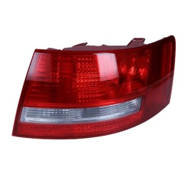 LAMPA TYLNA AUDI A6...